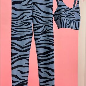 Beach Riot Black and Blue Sports Bra Legging Set